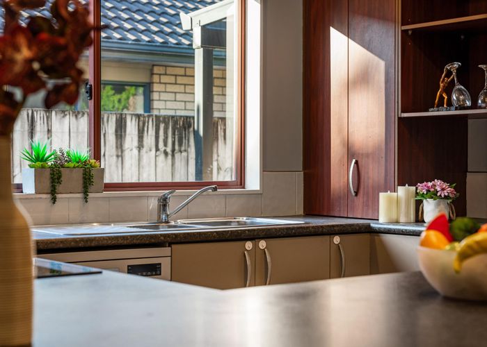  at 90a Colwill Road, Massey, Waitakere City, Auckland