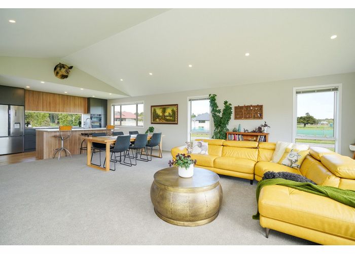  at 115 Blairlogie Close, Otatara, Invercargill