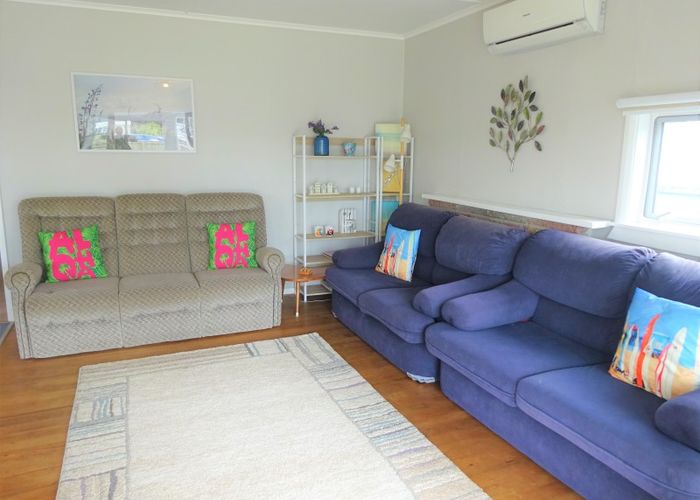  at 10 Dewe Terrace, Foxton Beach, Foxton