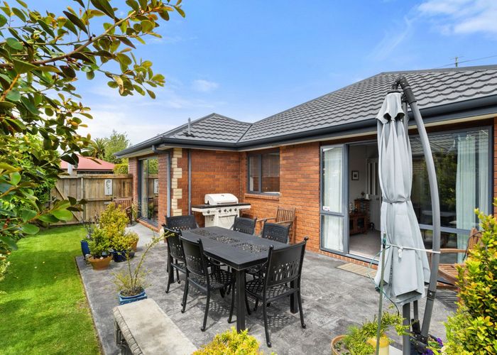  at 59 Grimseys Road, Redwood, Christchurch