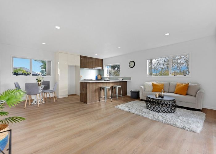  at 15 Freda Place, Favona, Manukau City, Auckland