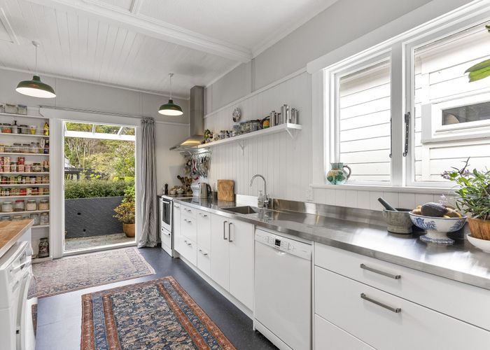  at 89 Nottingham Street, Karori, Wellington, Wellington