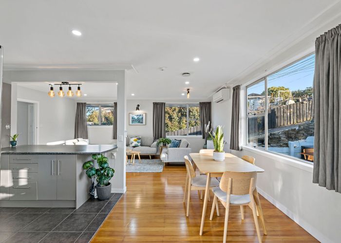  at 23 Epping Road, Henderson, Auckland