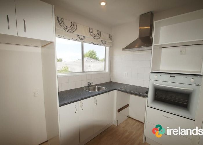  at 3/11 Cross Street, Phillipstown, Christchurch