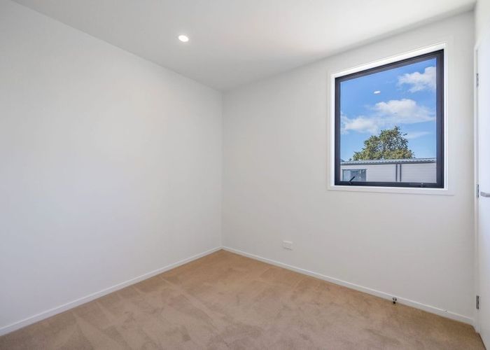  at 21 Clay Works Lane, New Lynn, Waitakere City, Auckland