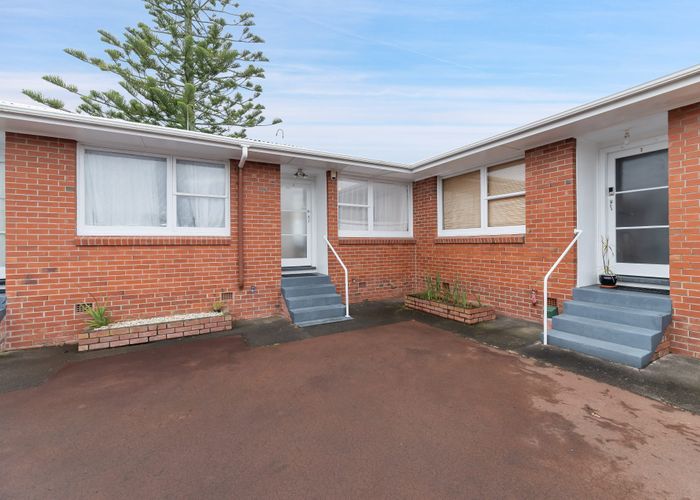  at 3/104 Titirangi Road, New Lynn, Waitakere City, Auckland