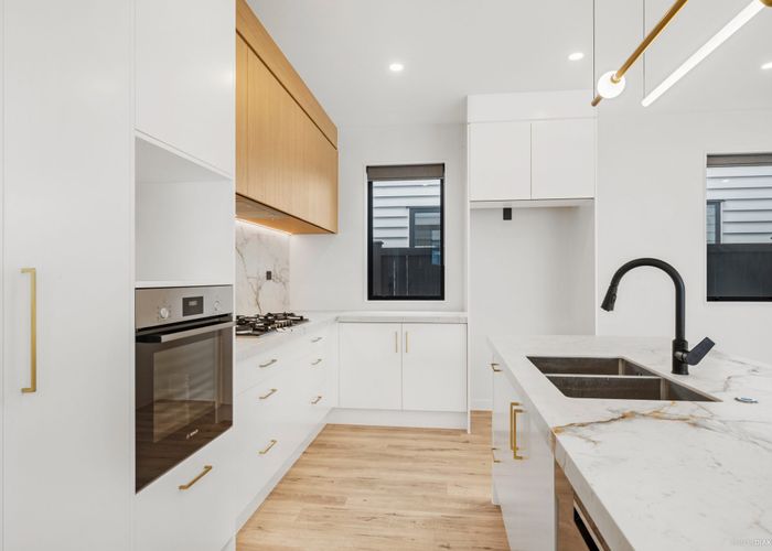  at 5 Spars Road, Milldale, Rodney, Auckland