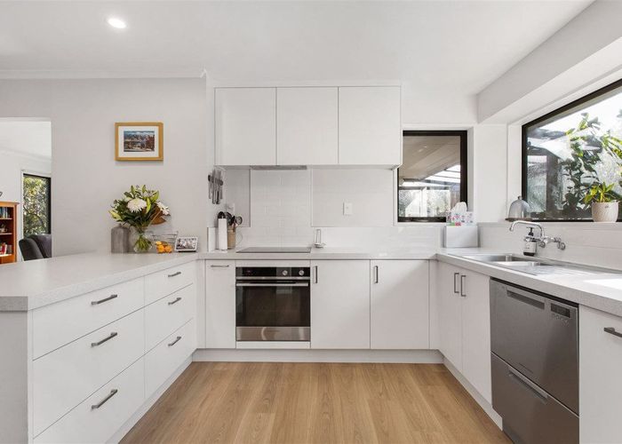  at 1/124 Hamilton Avenue, Ilam, Christchurch