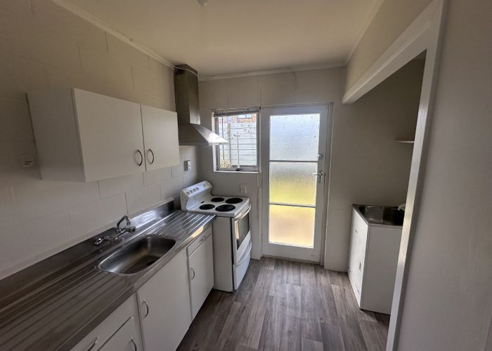  at 1/84 Kenderdine Road, Papatoetoe, Manukau City, Auckland