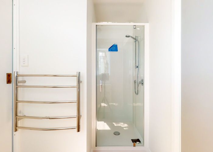  at Flat 2/18 Waipapa Terrace, Hataitai, Wellington, Wellington