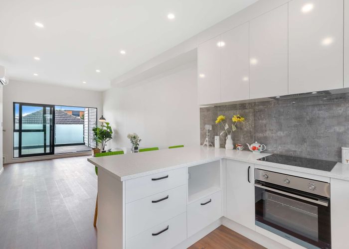  at 3/68 Smythe Road, Henderson, Auckland