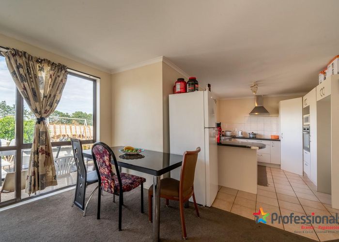  at 38 Crossandra Drive, Mangere, Auckland