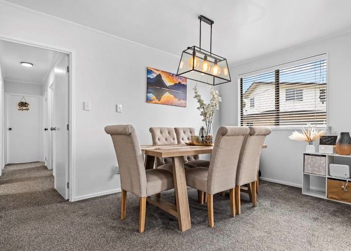  at 8 Angeline Place, Massey, Waitakere City, Auckland