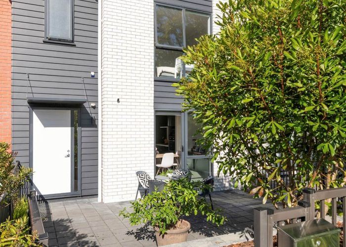  at 29 Pepene Avenue, Conifer Grove, Papakura, Auckland