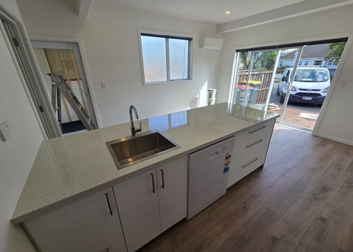  at 5 Kawaka Street, Riccarton, Christchurch City, Canterbury