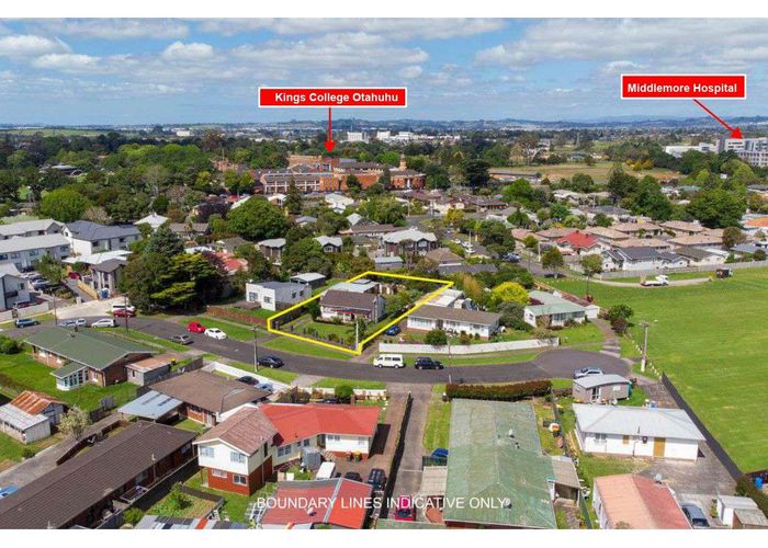  at 13 Miami Street, Mangere East, Auckland