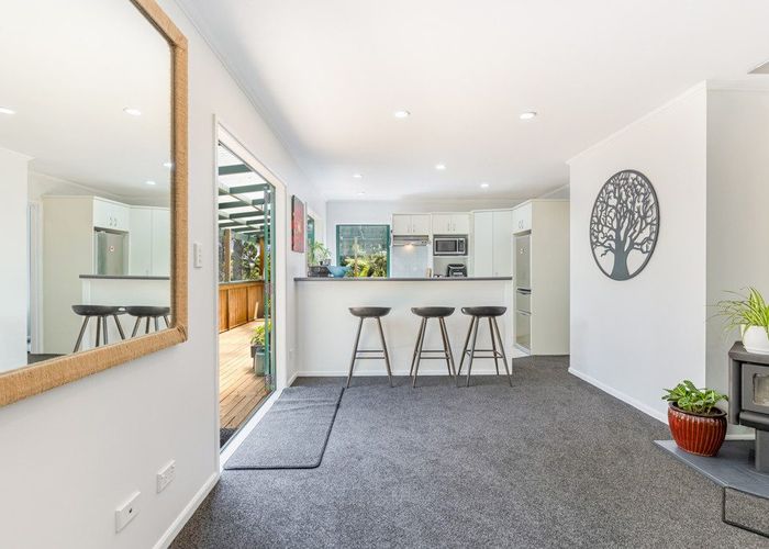  at 92 Scenic Drive, Titirangi, Auckland