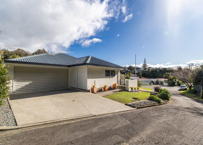 at 9 Amner Place, Bluff Hill, Napier, Hawke's Bay