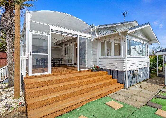  at 1/80 Kenderdine Road, Papatoetoe, Manukau City, Auckland