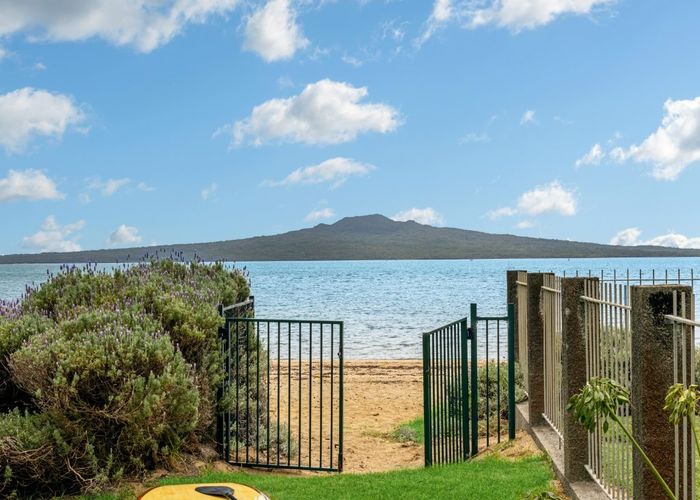  at 36 Oxford Terrace, Devonport, North Shore City, Auckland