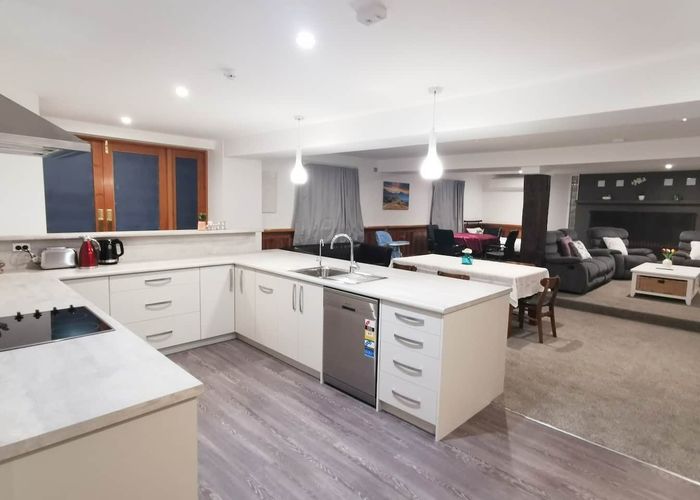  at 14b/2 Manor Place, City Centre, Dunedin, Otago