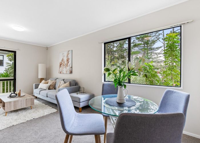  at 3 Fernhaven Place, Massey, Waitakere City, Auckland