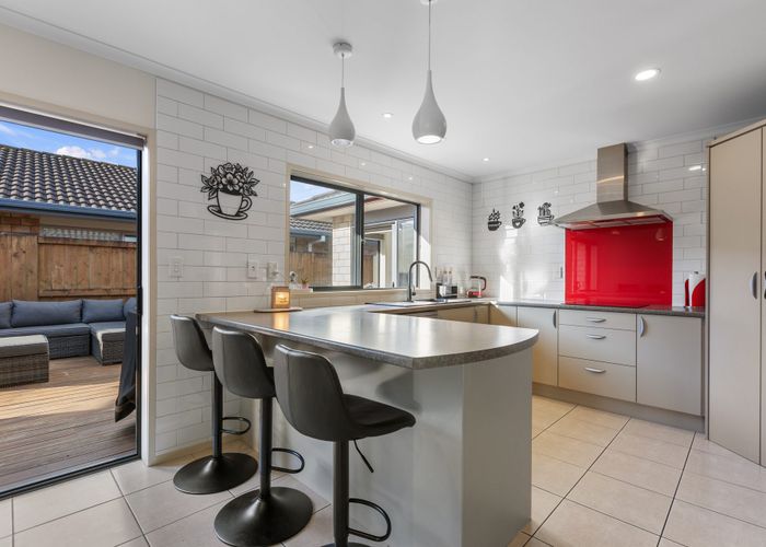  at 6 Thompson Drive, Papamoa Beach, Tauranga, Bay Of Plenty