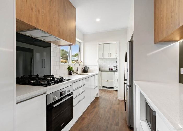  at 138 Moire Road, West Harbour, Auckland