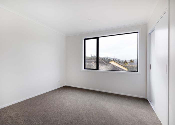  at 215 Stokes Valley Road, Stokes Valley, Lower Hutt, Wellington