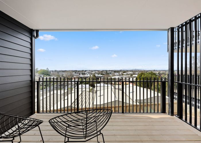  at 3/12 Ruakiwi Road, Hamilton Lake, Hamilton, Waikato