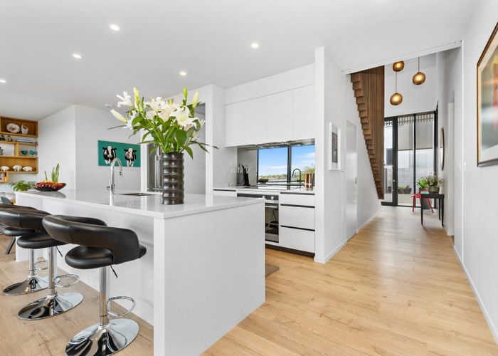  at 2/4 Domain View Lane, Frankton, Hamilton