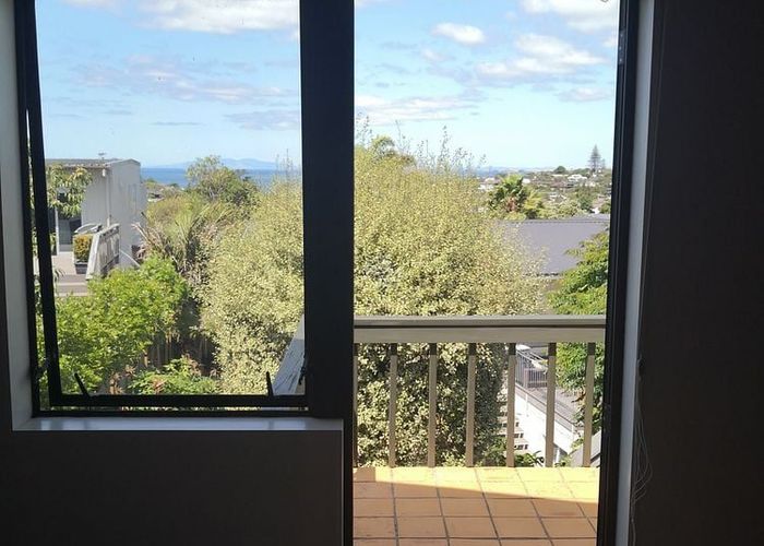  at 8 Theodora Place, Mairangi Bay, North Shore City, Auckland