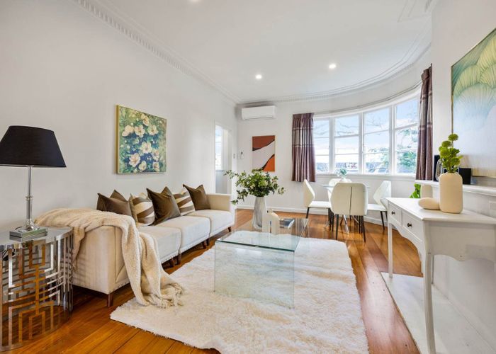  at 2/886 Dominion Road, Mount Eden, Auckland City, Auckland