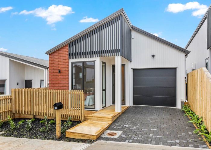  at 13 Puhikawa Street, Massey, Waitakere City, Auckland