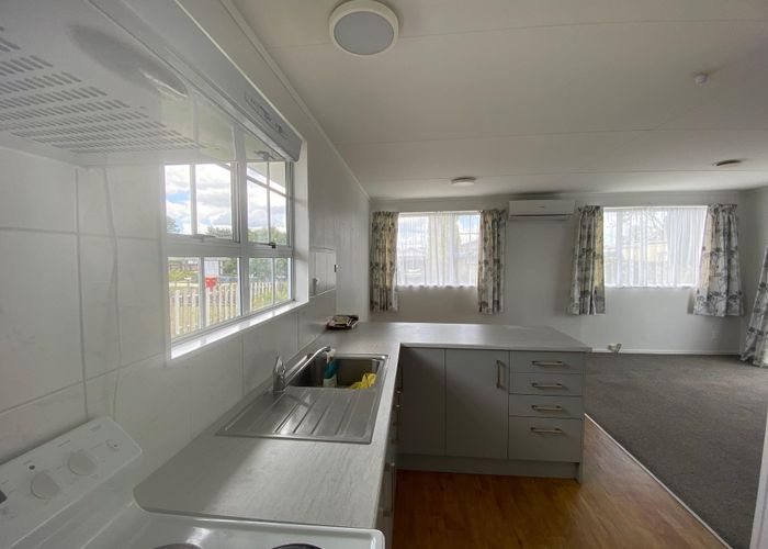  at 4 Gillett Lane, Enderley, Hamilton, Waikato