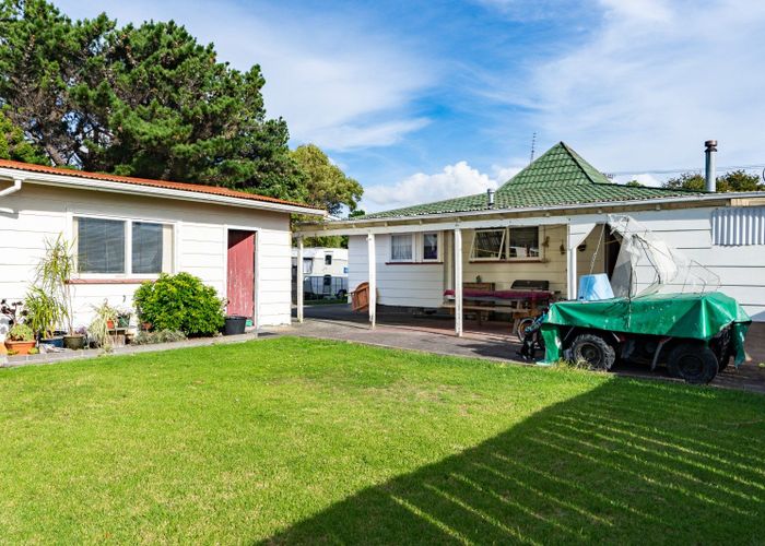  at 88 Atkinson Avenue, Otaki Beach, Kapiti Coast, Wellington