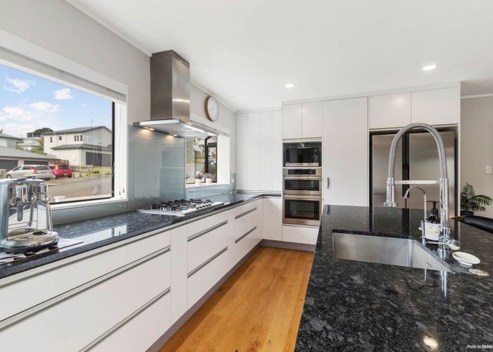  at 106 Seaview Road, Glenfield, North Shore City, Auckland