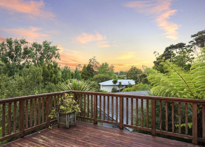  at 518E West Coast Road, Oratia, Auckland