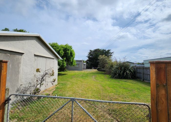 For sale 45 Pratt Avenue, Foxton Beach, Horowhenua, Manawatu