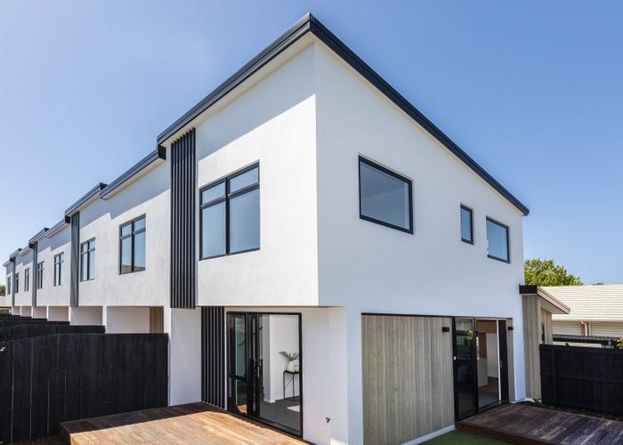  at 1/46B Division Street, Riccarton, Christchurch