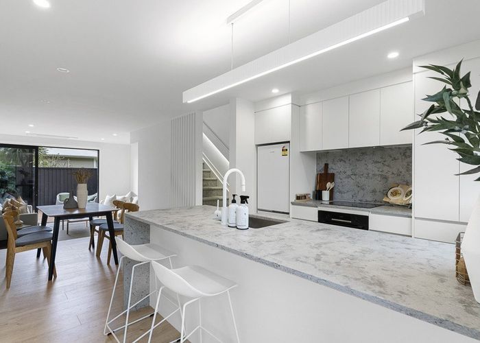  at 3/47 Taipari Road, Te Atatu Peninsula, Auckland