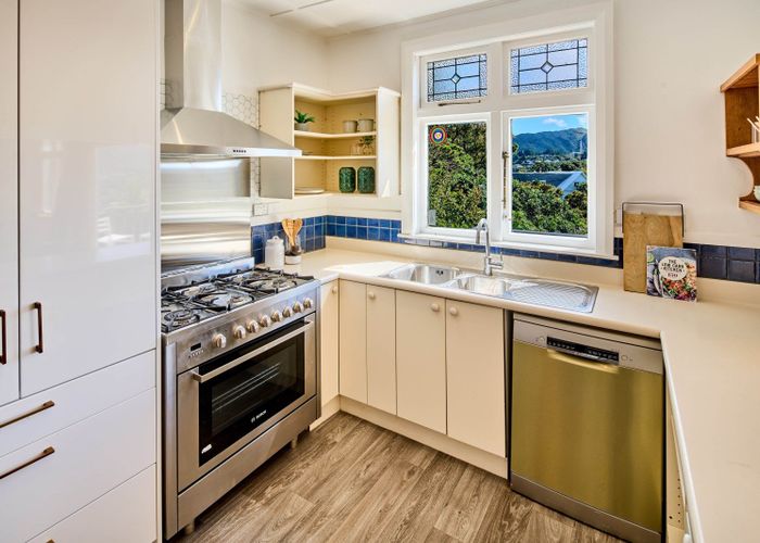  at 91 Cecil Road, Wadestown, Wellington