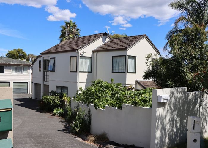 For sale 51 Reeves Road, Pakuranga, Auckland homes.co.nz