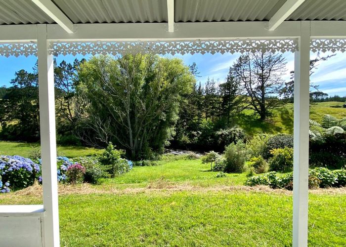  at 576 Crawford Road, Tauranga