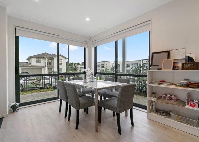  at 10 Matairangi Avenue, Totara Heights, Auckland