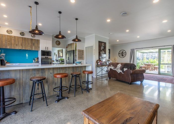  at 2/82 Station Road, Takapau, Waipukurau