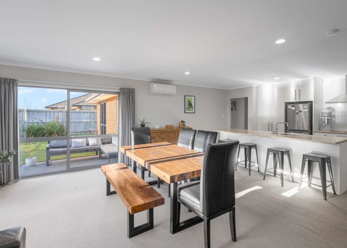  at 39 Faringdon Boulevard, Rolleston, Rolleston