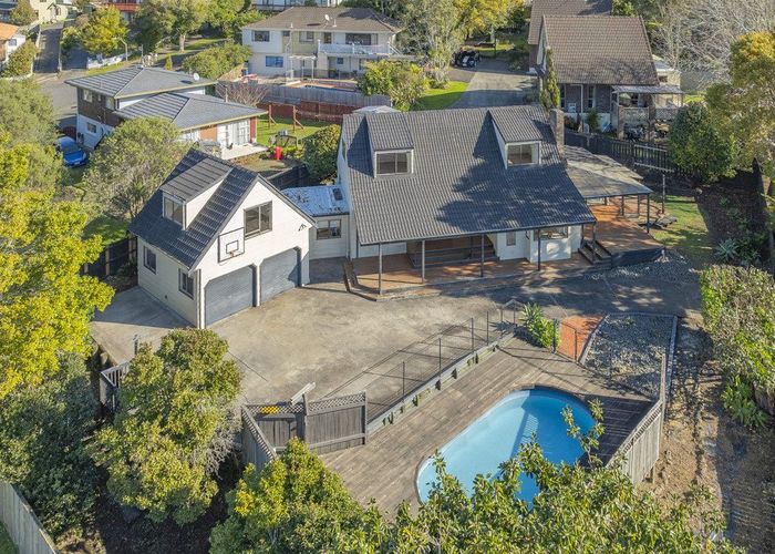  at 11 Palliser Lane, Browns Bay, North Shore City, Auckland