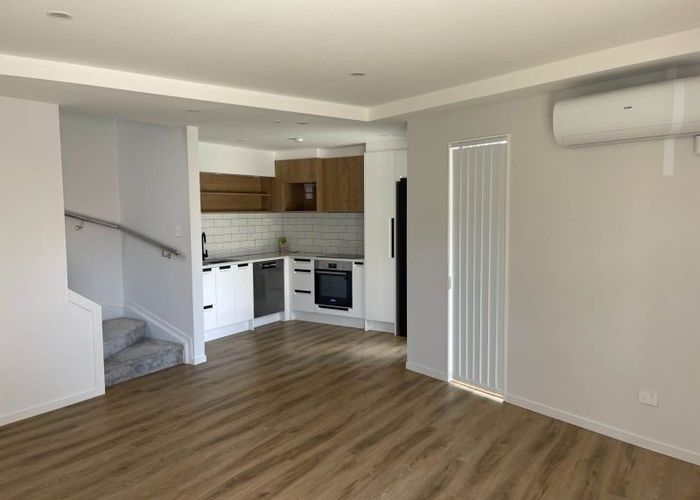  at 2B Dunkirk Road, Panmure, Auckland