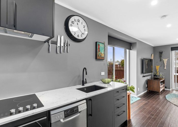  at 1 Harvard Grove, Totara Park, Upper Hutt, Wellington